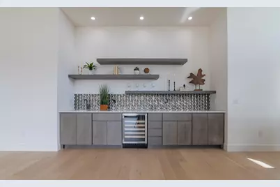 105 Manciano, Horseshoe Bay, TX 78657 - Photo 8