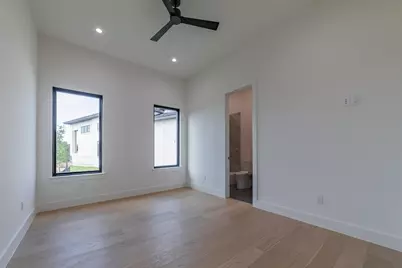 105 Manciano, Horseshoe Bay, TX 78657 - Photo 24