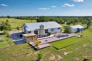 19811 Ranch Rd 152, Llano, TX 78631 - Photo 14