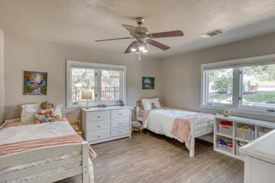 202 N Big Spur, Horseshoe Bay, TX 78657 - Photo 12