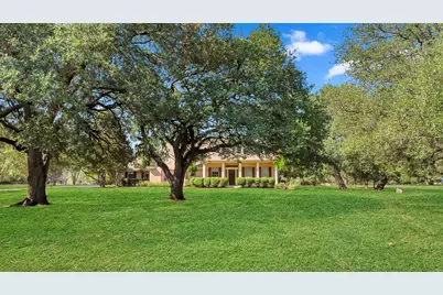 108 Kingsland Ranch Rd, Kingsland, TX 78639 - Photo 4