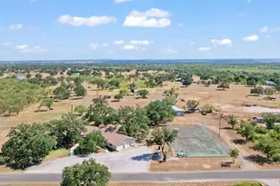 433 Paseo De Vaca, Marble Falls, TX 78654 - Photo 2