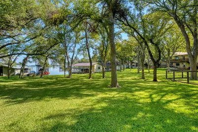 406 & 410 Lakeview Dr, Horseshoe Bay, TX 78657 - Photo 8