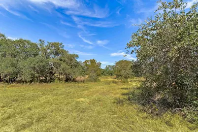 241 Lehne Loop, Buchanan Dam, TX 78609 - Photo 2