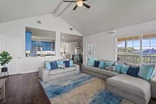 504 Lakeshore Cir, Lago Vista, TX 78645 - Photo 8