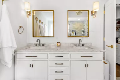 1937 Rue De St Tropez Apt 10, Austin, TX 78746 - Photo 16