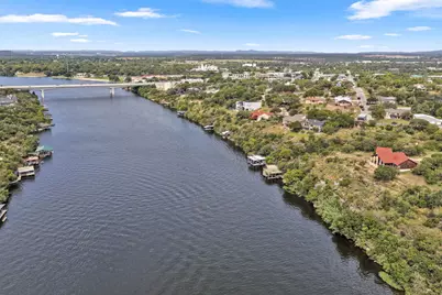 306 Avenue D, Marble Falls, TX 78654 - Photo 28