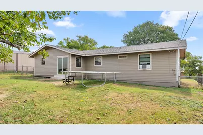 306 Avenue D, Marble Falls, TX 78654 - Photo 24