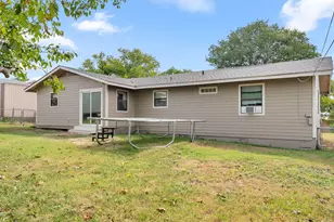 306 Ave D, Marble Falls, TX 78654 - Photo 24