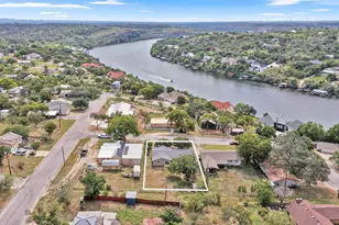 306 Ave D, Marble Falls, TX 78654 - Photo 1