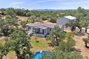 134 Pebble Ln, Kingsland, TX 78639 - Photo 2