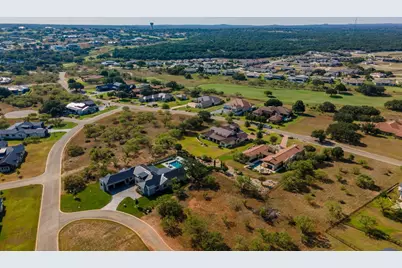 412 Paintbrush, Horseshoe Bay, TX 78657 - Photo 10