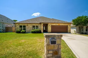 419 Spyglass St, Meadowlakes, TX 78654 - Photo 2