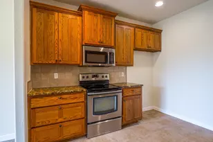 419 Spyglass St, Meadowlakes, TX 78654 - Photo 12