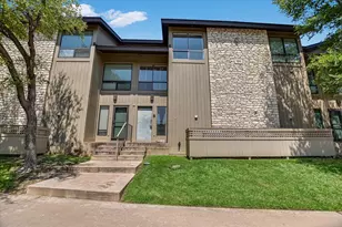 104 Island Dr, Horseshoe Bay, TX 78657 - Photo 2