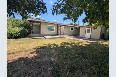 1405 Johnson Streets, Marble Falls, TX 78654 - Photo 18