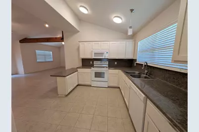1405 Johnson Streets, Marble Falls, TX 78654 - Photo 4