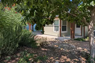 1405 Johnson Streets, Marble Falls, TX 78654 - Photo 2