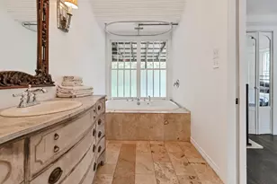 409 N Main St, Burnet, TX 78611 - Photo 12