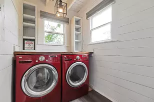 409 N Main St, Burnet, TX 78611 - Photo 18