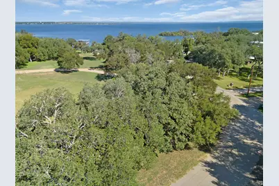 401 Island Lodges Drive, Buchanan Dam, TX 78609 - Photo 8