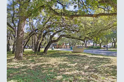 401 Island Lodges Drive, Buchanan Dam, TX 78609 - Photo 2