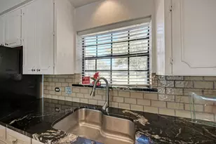 634 Broken Hills, Horseshoe Bay, TX 78657 - Photo 10