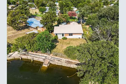 601 Lakeshore Loop, Tow, TX 78672 - Photo 14