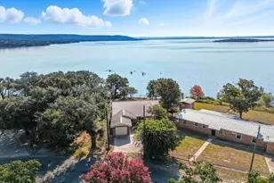 601 Lakeshore Loop, Tow, TX 78672 - Photo 10