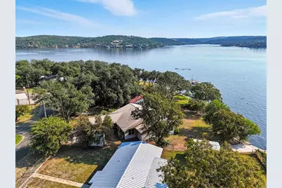 601 Lakeshore Loop, Tow, TX 78672 - Photo 2