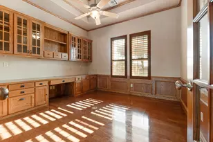 101 W Up There, Horseshoe Bay, TX 78657 - Photo 6