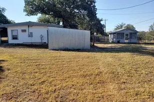 439 Elm Dr, Kingsland, TX 78639 - Photo 16