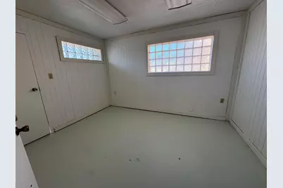 110 W Chamberlain, Kingsland, TX 78639 - Photo 8