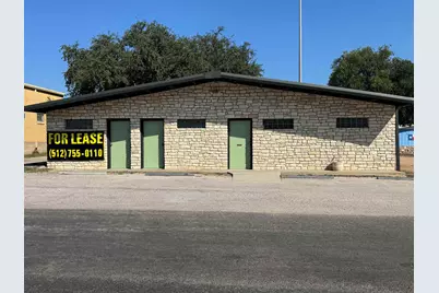 110 W Chamberlain, Kingsland, TX 78639 - Photo 1