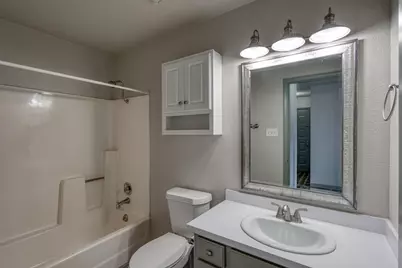 906 Hi Circle N, Horseshoe Bay, TX 78657 - Photo 8