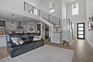 136 W Castlebrair Dr, Granite Shoals, TX 78654 - Photo 4