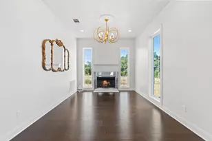 301 Twisted Oak Dr, Horseshoe Bay, TX 78657 - Photo 6