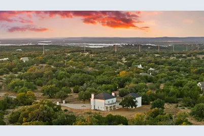 301 Twisted Oak Drive, Horseshoe Bay, TX 78657 - Photo 30