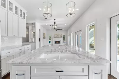 301 Twisted Oak Drive, Horseshoe Bay, TX 78657 - Photo 8