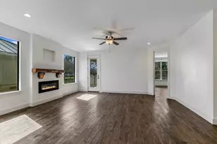 319 Parallel Cir, Horseshoe Bay, TX 78657 - Photo 6