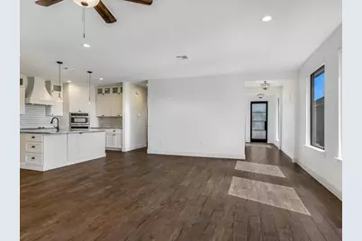 319 Parallel Circle, Horseshoe Bay, TX 78657 - Photo 4