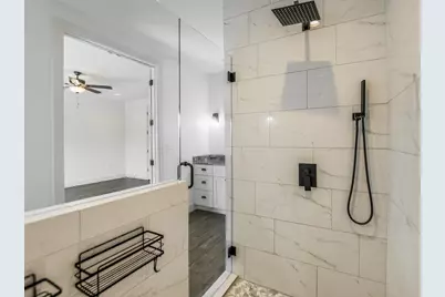 319 Parallel Circle, Horseshoe Bay, TX 78657 - Photo 20