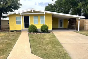 1007 E Wallace, Llano, TX 78643 - Photo 1