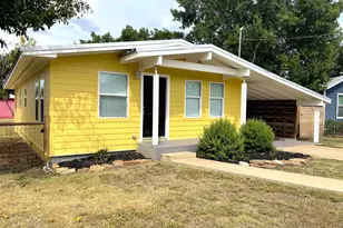 1007 E Wallace, Llano, TX 78643 - Photo 2