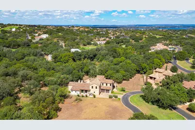 103 Alameda, Horseshoe Bay, TX 78657 - Photo 2