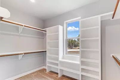 914 W Oakridge Drive, Marble Falls, TX 78654 - Photo 20