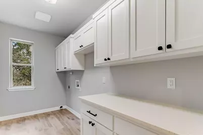 914 W Oakridge Drive, Marble Falls, TX 78654 - Photo 14