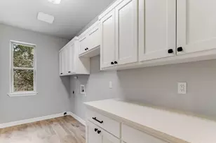 914 W Oak Ridge Dr, Marble Falls, TX 78654 - Photo 14