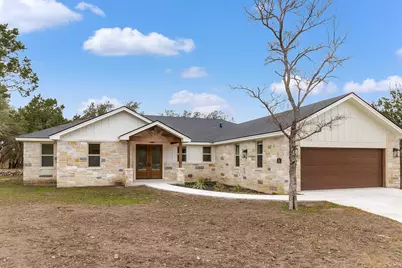 914 W Oakridge Drive, Marble Falls, TX 78654 - Photo 1