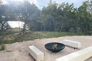 5747 County Rd 309, Kingsland, TX 78639 - Photo 8